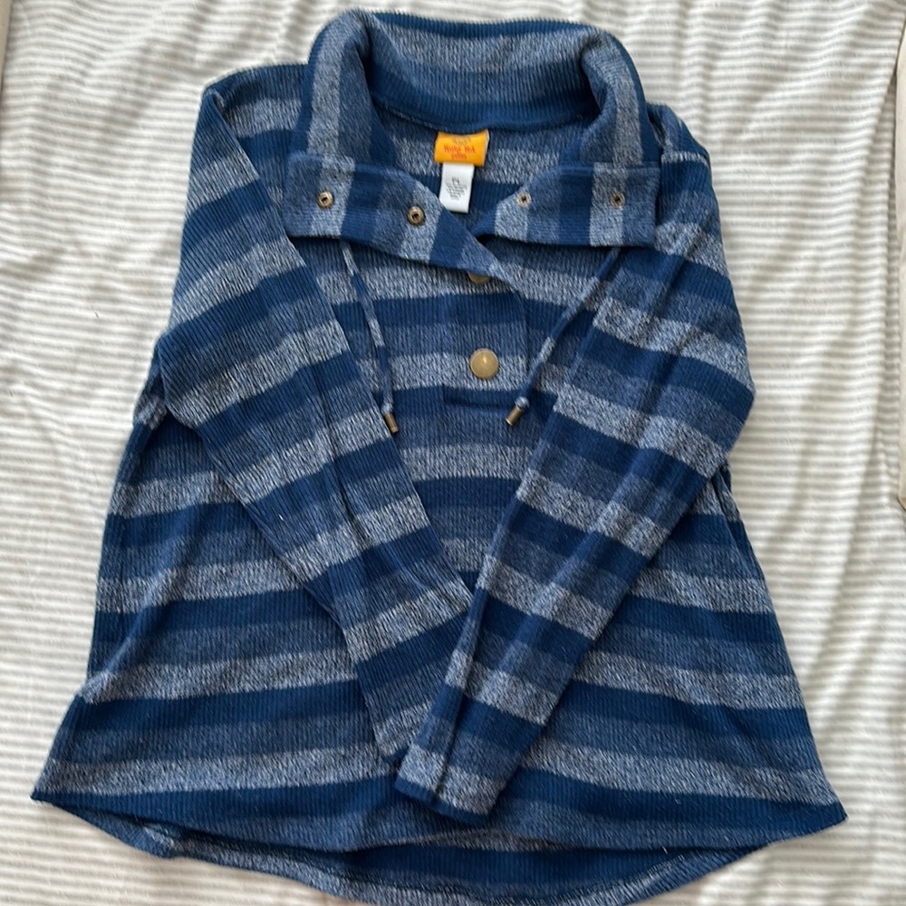 Ruby Road top